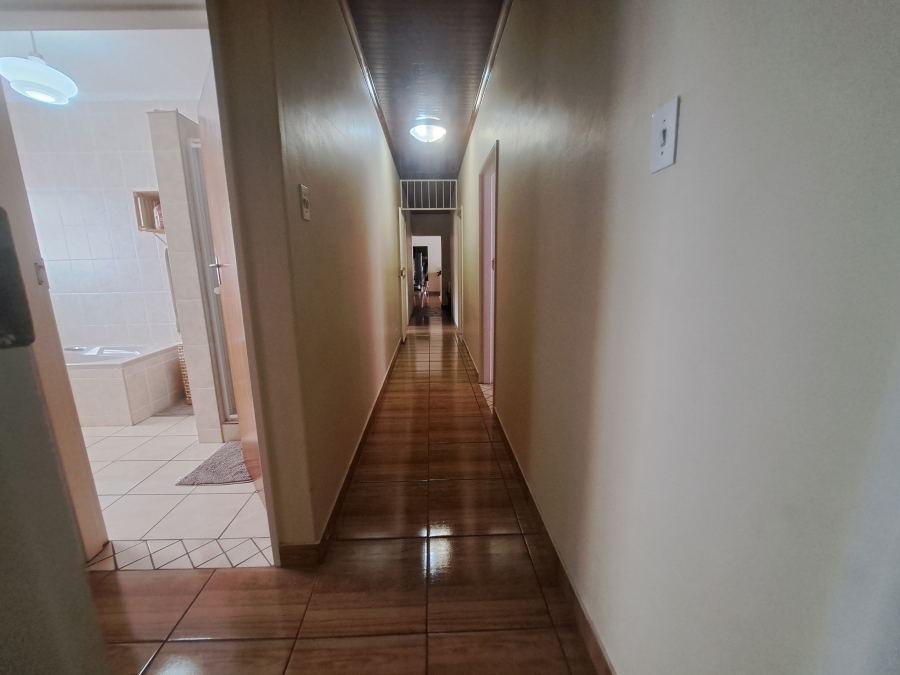 3 Bedroom Property for Sale in Vredenburg Western Cape